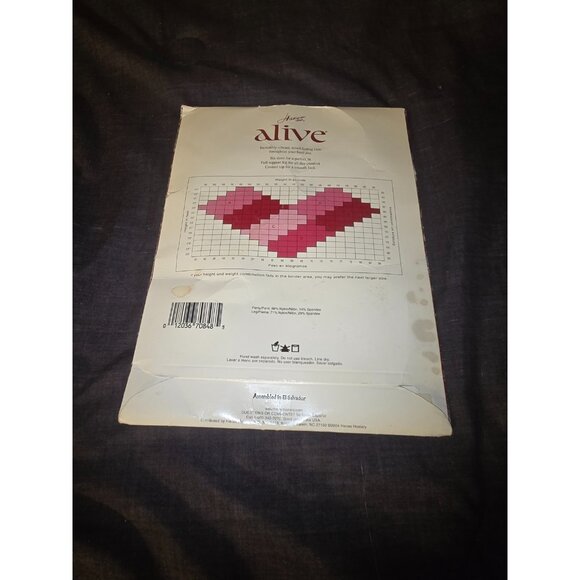 Hanes Alive Full Support Panty Hose Pantyhose Size B NIP New Natural Control Top - Picture 2 of 2